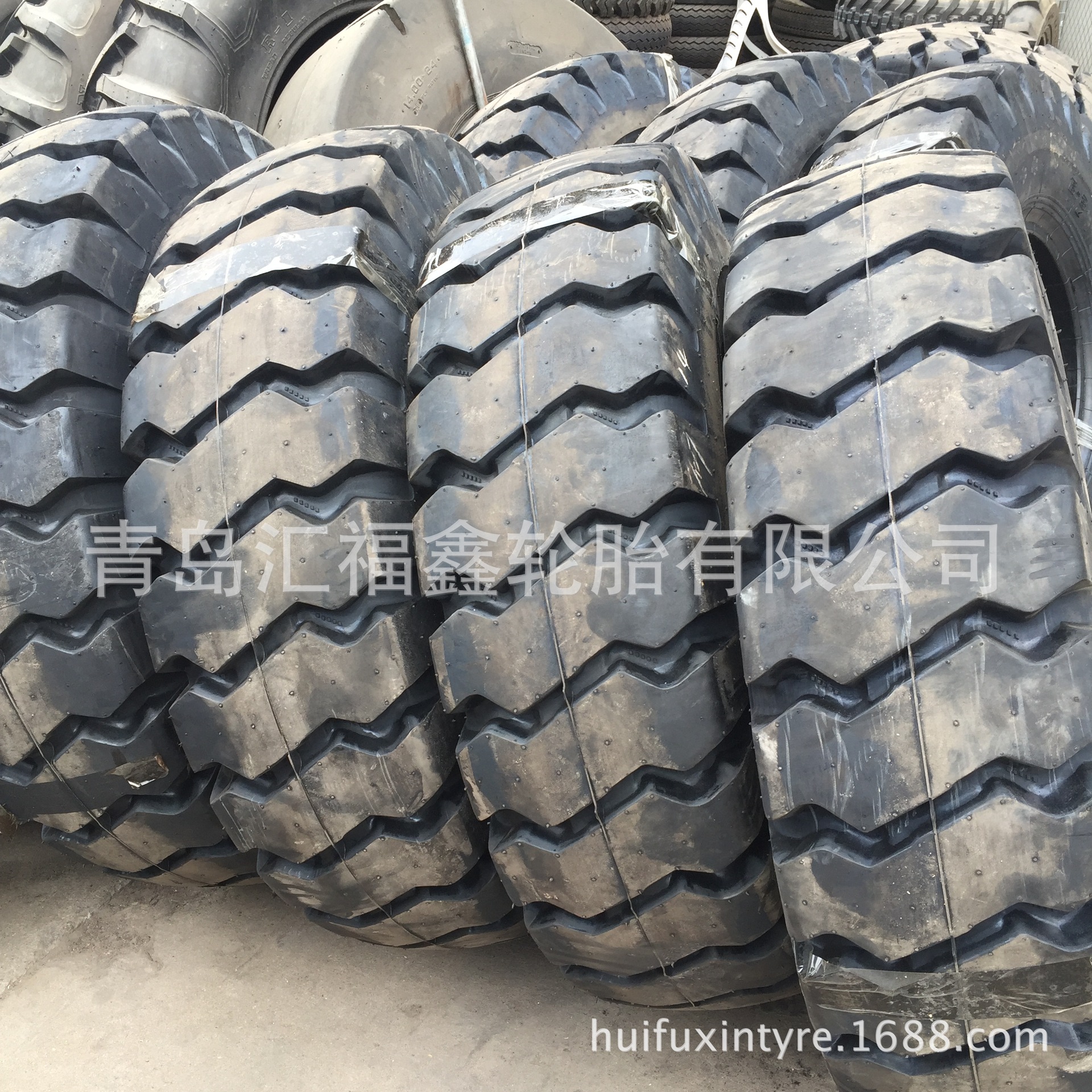 销售豪沃50矿山宽体车14.00-20工程机械轮胎1400-20