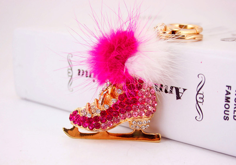38g Weight Alloy, Metal Material Shoe Pattern Unisex Gender Pink, Black Color Korean Cute Fashion Diamond Hair Ball Skates Car Keychain 1