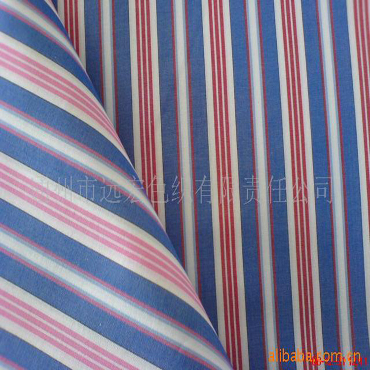 供应优质色织提花布  衬衫内衣睡衣时装府绸色织布