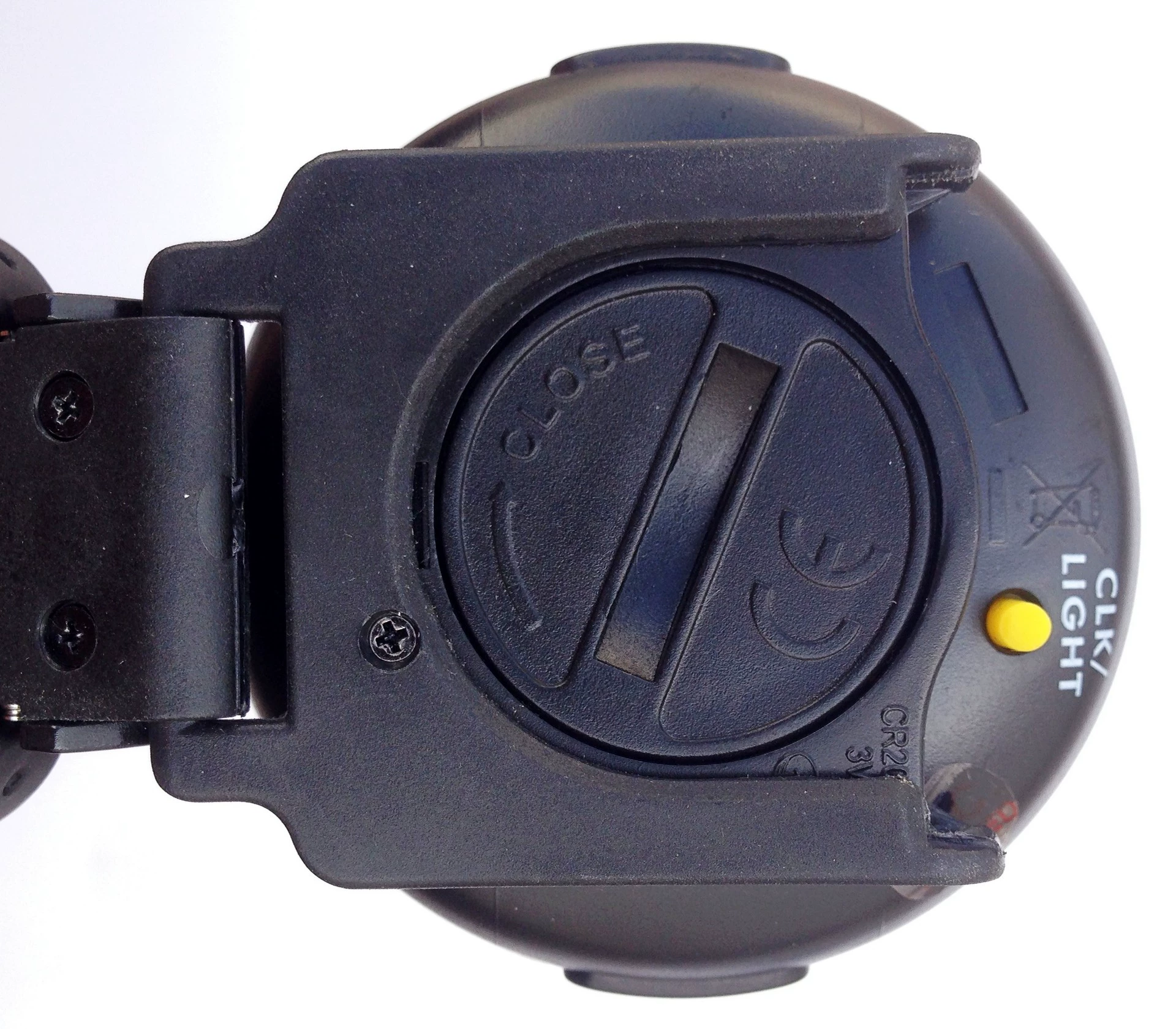 Sichuan -One climbing electronic compass (compass temperature, running watch, time) low -cost processing clearance
