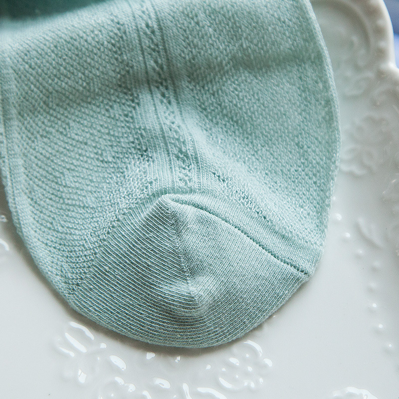 Calcetines de confinamiento de las mujeres de verano de color sólido de seda de hielo ultrafina de malla de encaje suelto a media pantorrilla calcetines de maternidad de algodón japonés que absorben el sudor