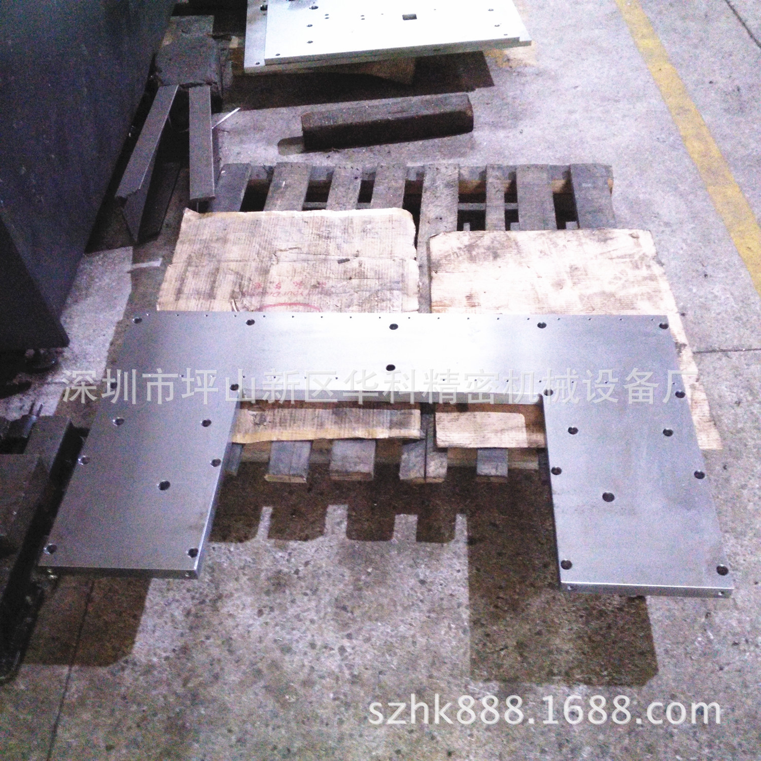 CNC电脑锣 加工中心龙门数控 大板机械产品 五金设备焊接机架