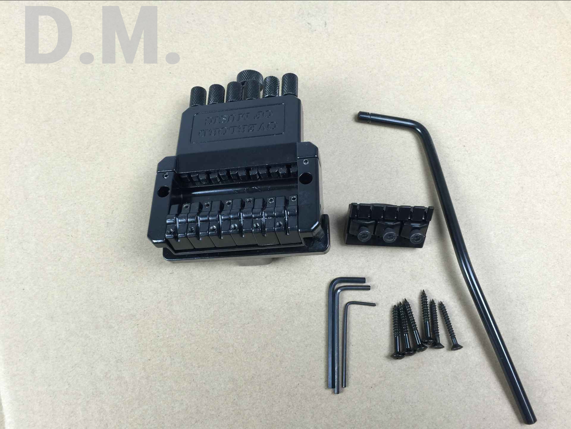 Fabricante ventas guitarra eléctrica accesorios guitarra eléctrica cadena placa 6 cadena guitarra eléctrica puente negro