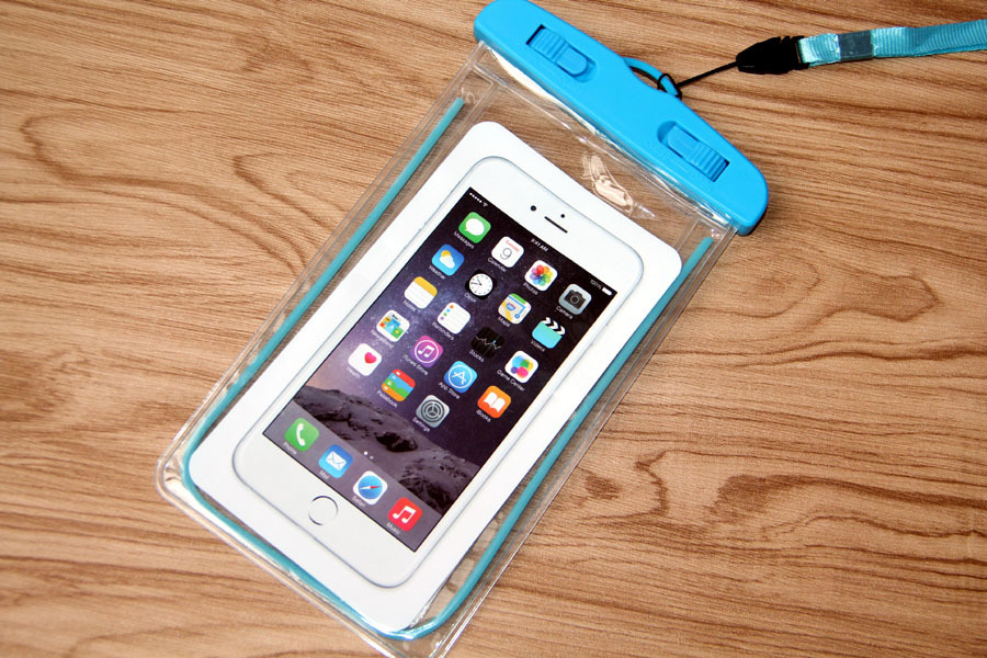 Luminous Mobile Phone Waterproof Bag Swimming Mobile Phone Waterproof Case display picture 1