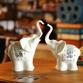 厂家批发创意呆萌可爱家居装饰品摆设情侣大象婚房陶瓷工艺品摆件