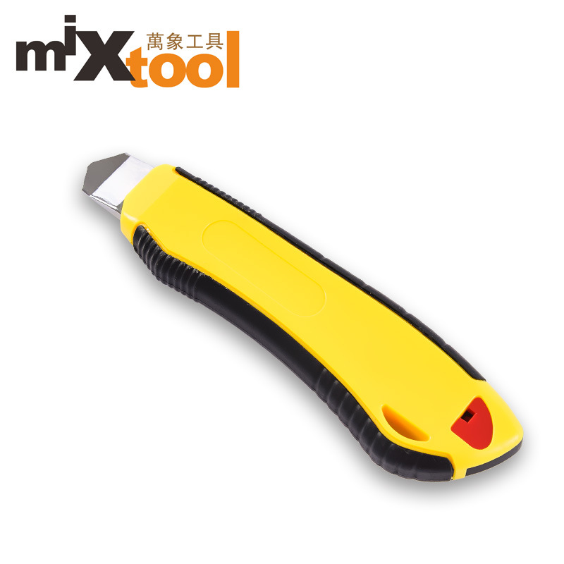 美工刀大号18MM裁纸刀3连发包胶厂家直销墙纸刀塑料黄色|ms