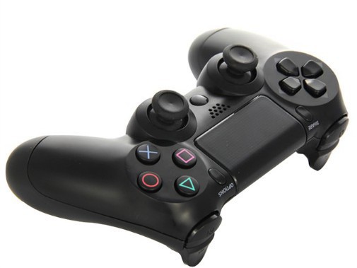 PS4有线手柄黑色1
