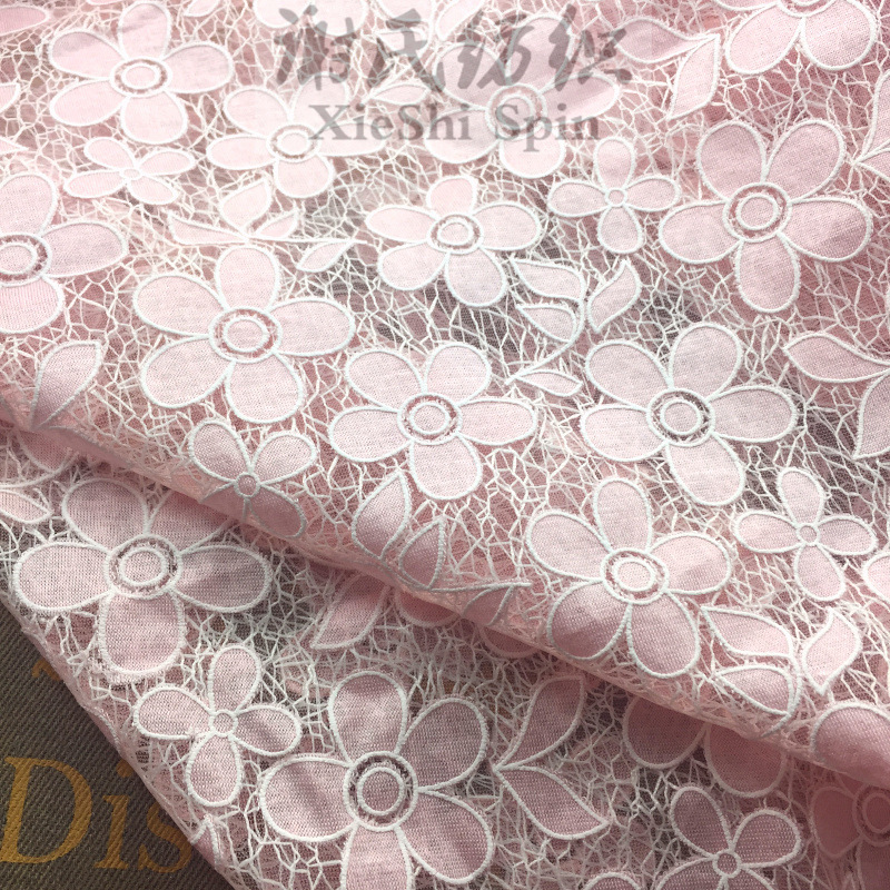 2021服装布料 淡粉色镂空小梅花水溶蕾丝 披肩罩衫童装印花面料