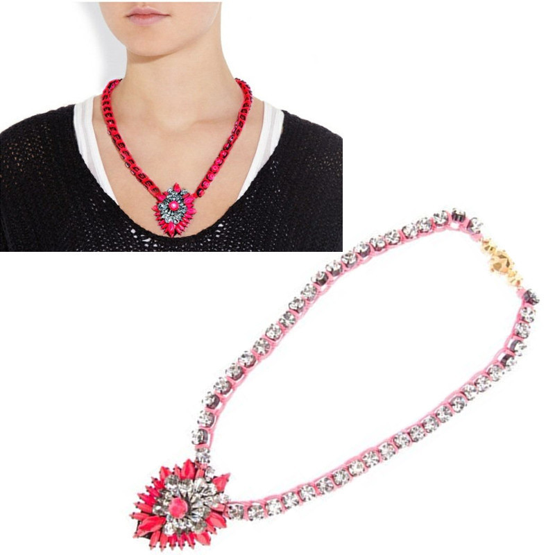 2018 Exquisite custom lady Europe and America style have more cash than can be accounted for pink Diamond sweater chain Korean Edition style Necklace