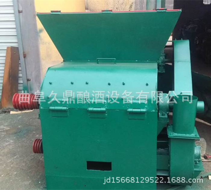 小型锤片式沙克龙除尘秸秆粉碎机生产厂家