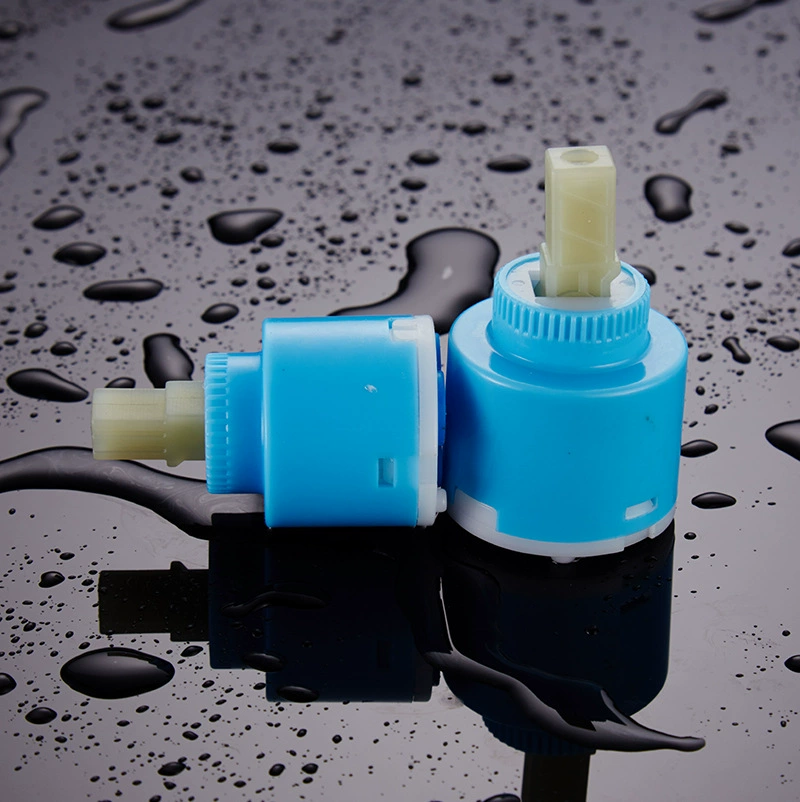 Оптовая продажа фабрики 40 мм плоская ножка три отверстия одно уплотнение клапан сердечник кран клапан Основные аксессуары кран керамический сердечник клапана