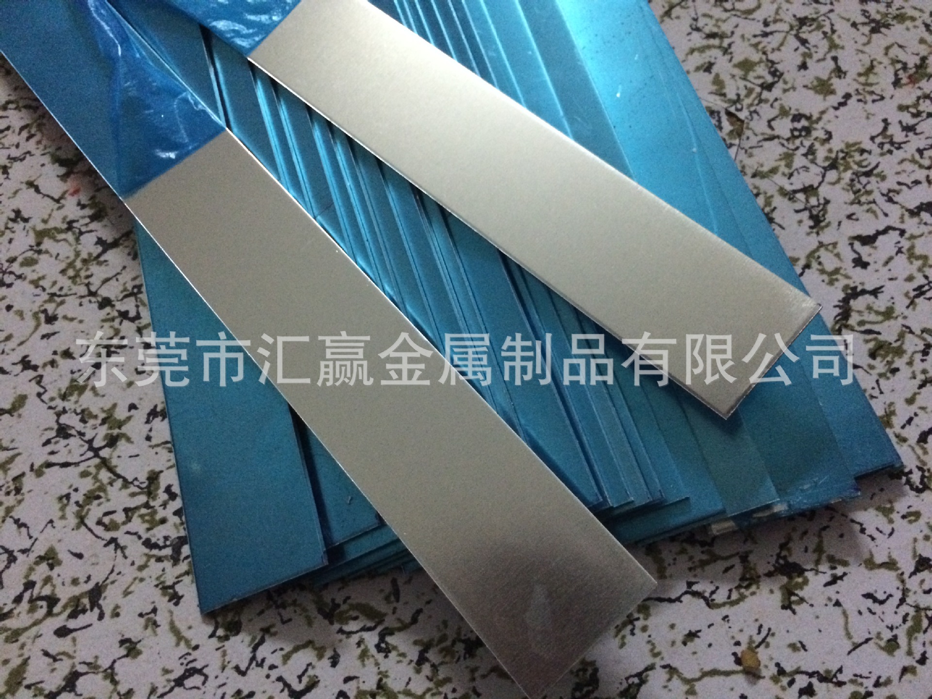 6061铝合金板 薄铝板 冲压铝板 铝片 0.4mm 0.8mm 1.5mm 2.0mm