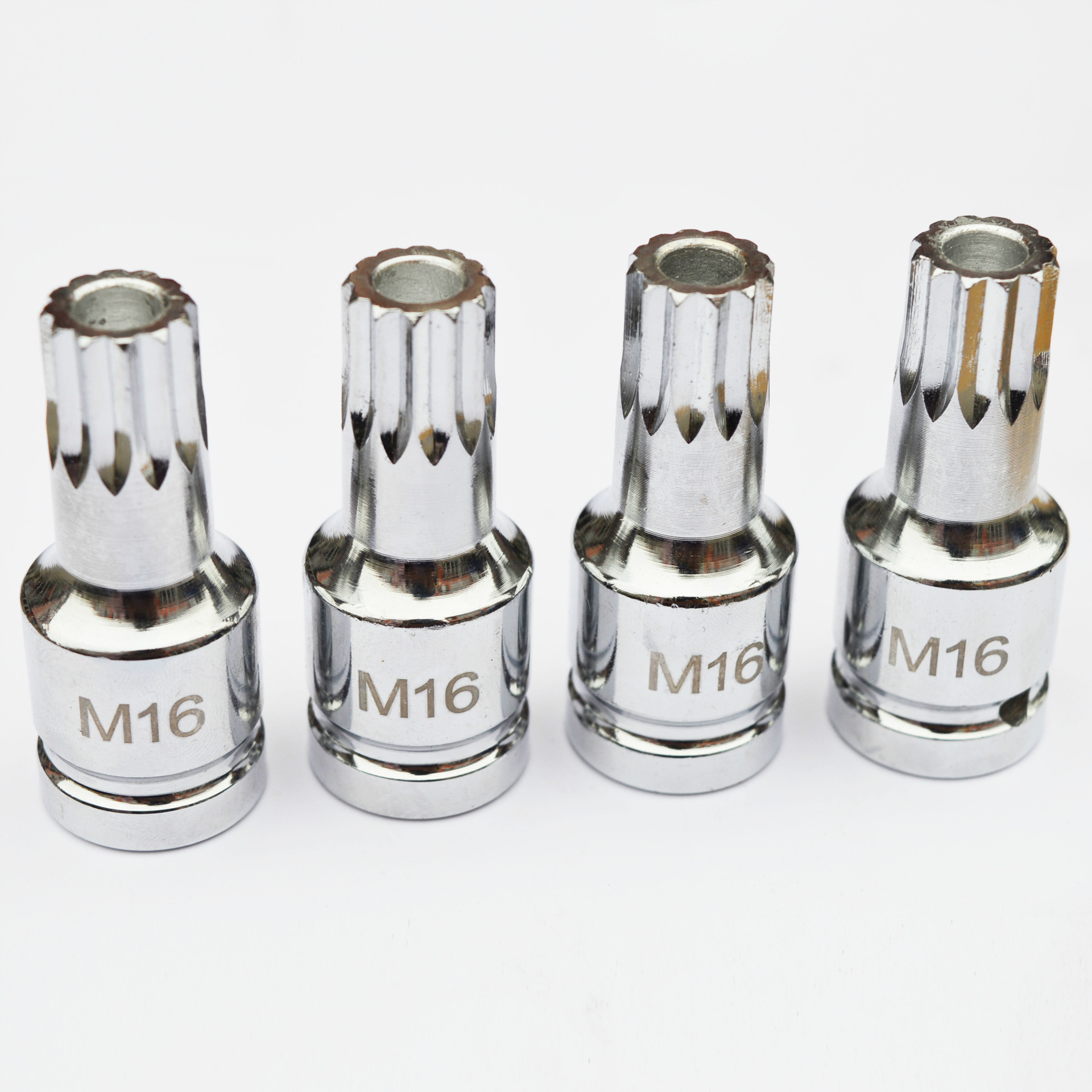 厂家批发铬钒钢套筒手动铬钒钢M16奥迪油底螺丝车用十二角套筒