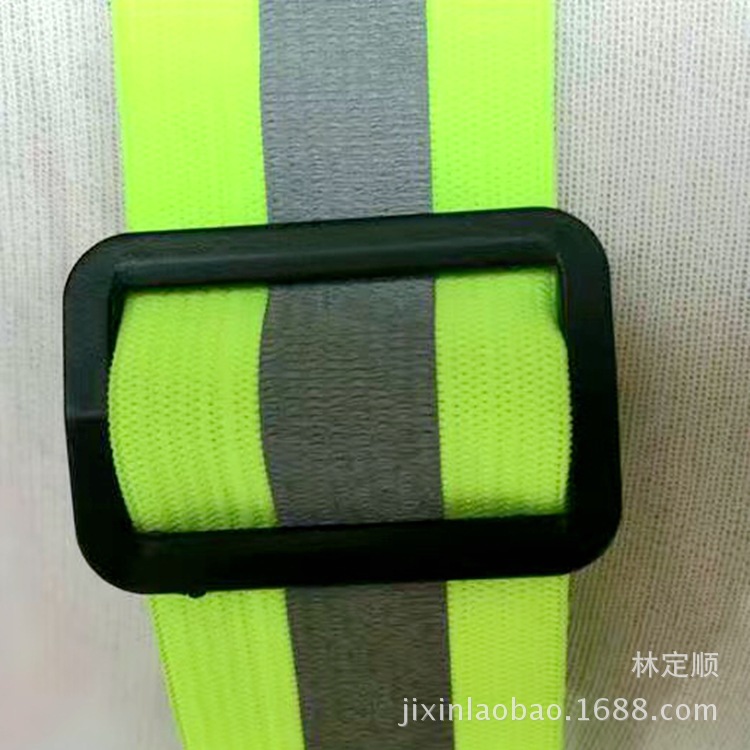 3295236991_707013135