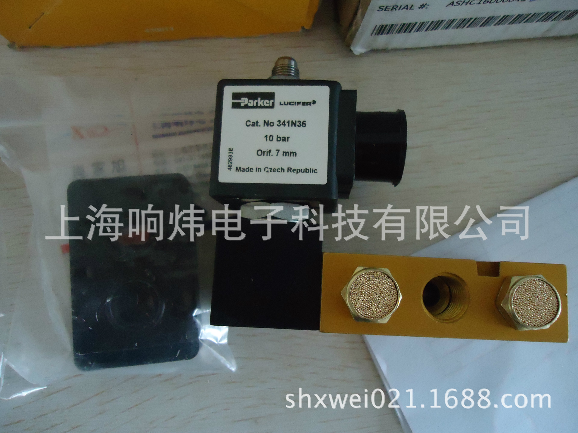 M1J011C2   M1J011C2   M1J011C2 M1J011C2