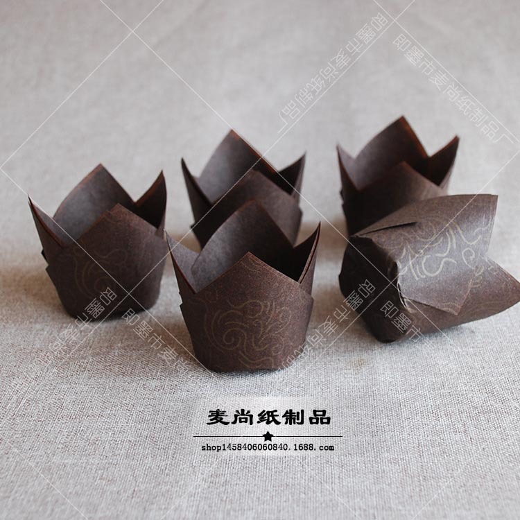 Europea de calidad alimentaria importada de alta temperatura resistente a prueba de aceite de papel Cupcake hornear oro ola marrón titular de papel de la torta