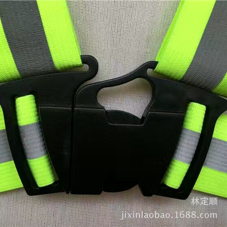 3295245005_707013135