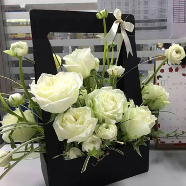 Caja de regalo de papel de cesta de flores portátil de clase floral engrosada bolso de flores a prueba de agua caja de regalo de flores papel de embalaje