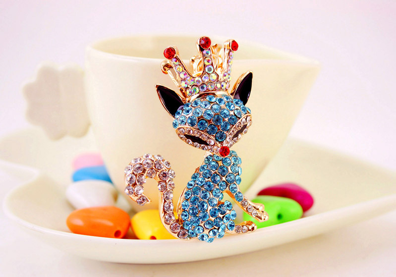 36g Weight Alloy, Metal Material Fox Pattern Unisex Gender Pink, Purple, Red, Blue, Black Color Korean Creative Cute Cartoon Crystal Crown Little Fox Keychain 9