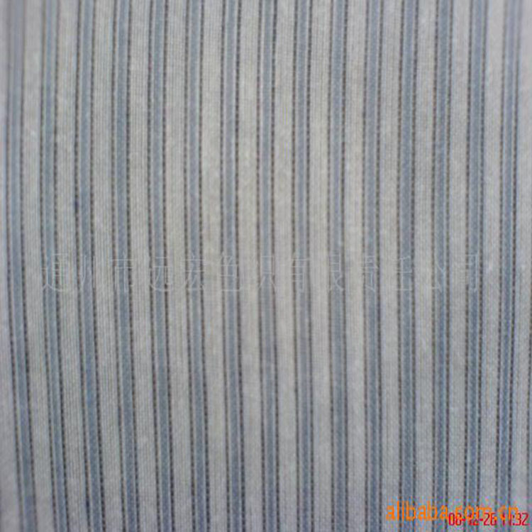 厂家批发 供应优质蚕丝色织布 几何提花服装用料