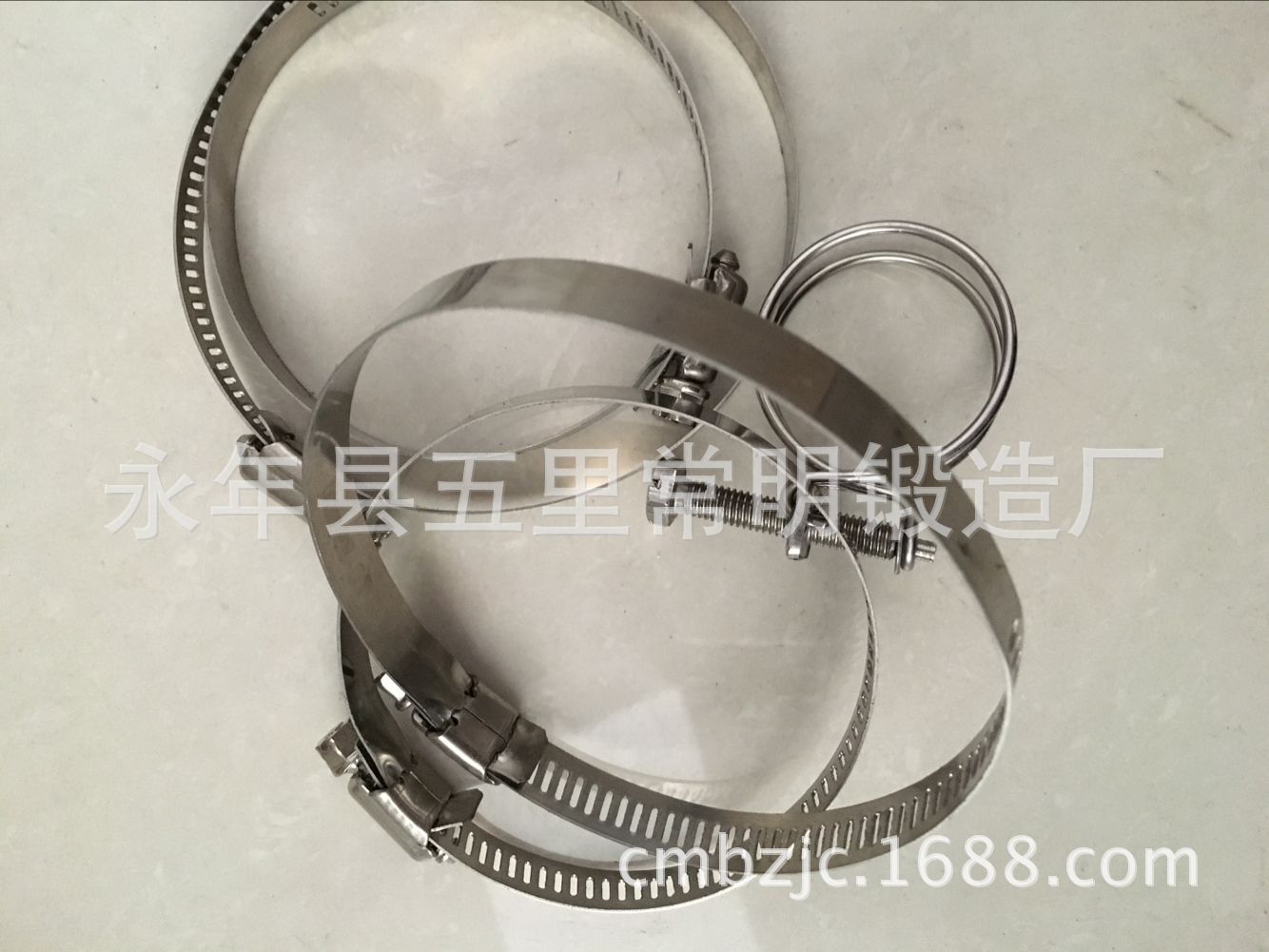 厂家直销 开槽圆柱头螺钉 304不锈钢开槽圆柱头螺钉 GB65