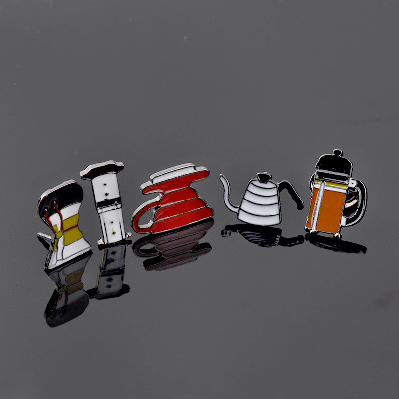 卡通衣饰咖啡杯(手冲壶/爱乐压/Chemex/滤杯)胸针套装珐琅徽章