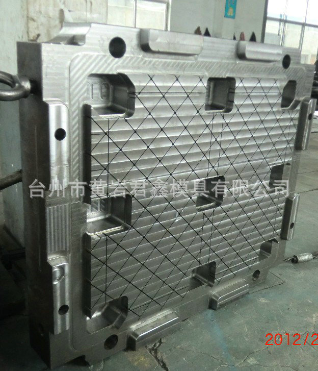 T1Uem0MMj_1331695284