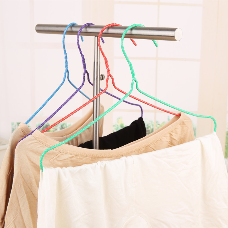 Percha de ropa para niños percha de ropa para bebés engrosada percha de ropa de tamaño pequeño/estante Alambre de hierro plástico recubierto de percha de ropa fábrica al por mayor