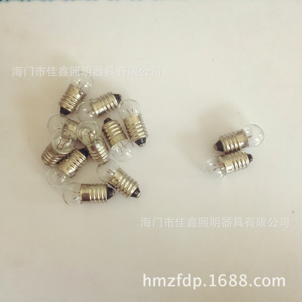 733588087731942533_副本