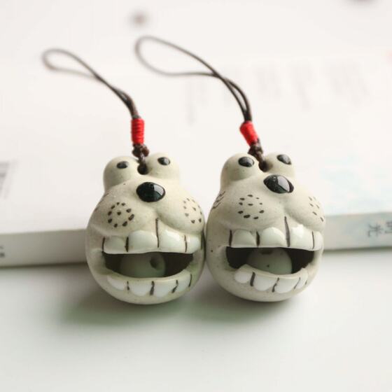 Ceramic pendant Jingdezhen handmade jewelry bag pendant mobile phone pendant Bell pendant cat