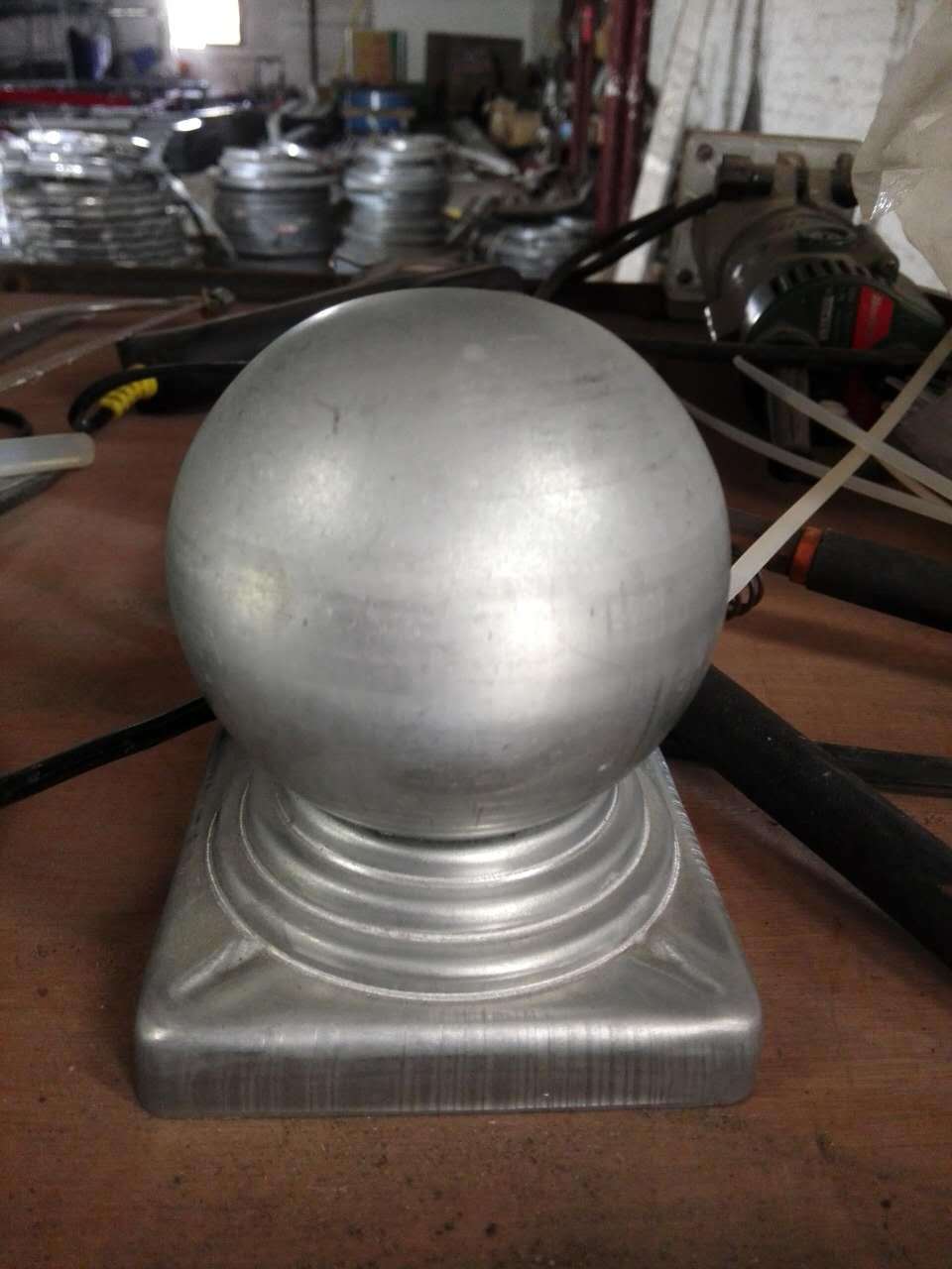 308198946131029165