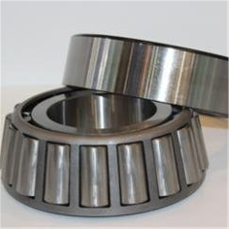 山东厂家现货销售 哈尔滨 圆锥滚子轴承  32308 老型号7608