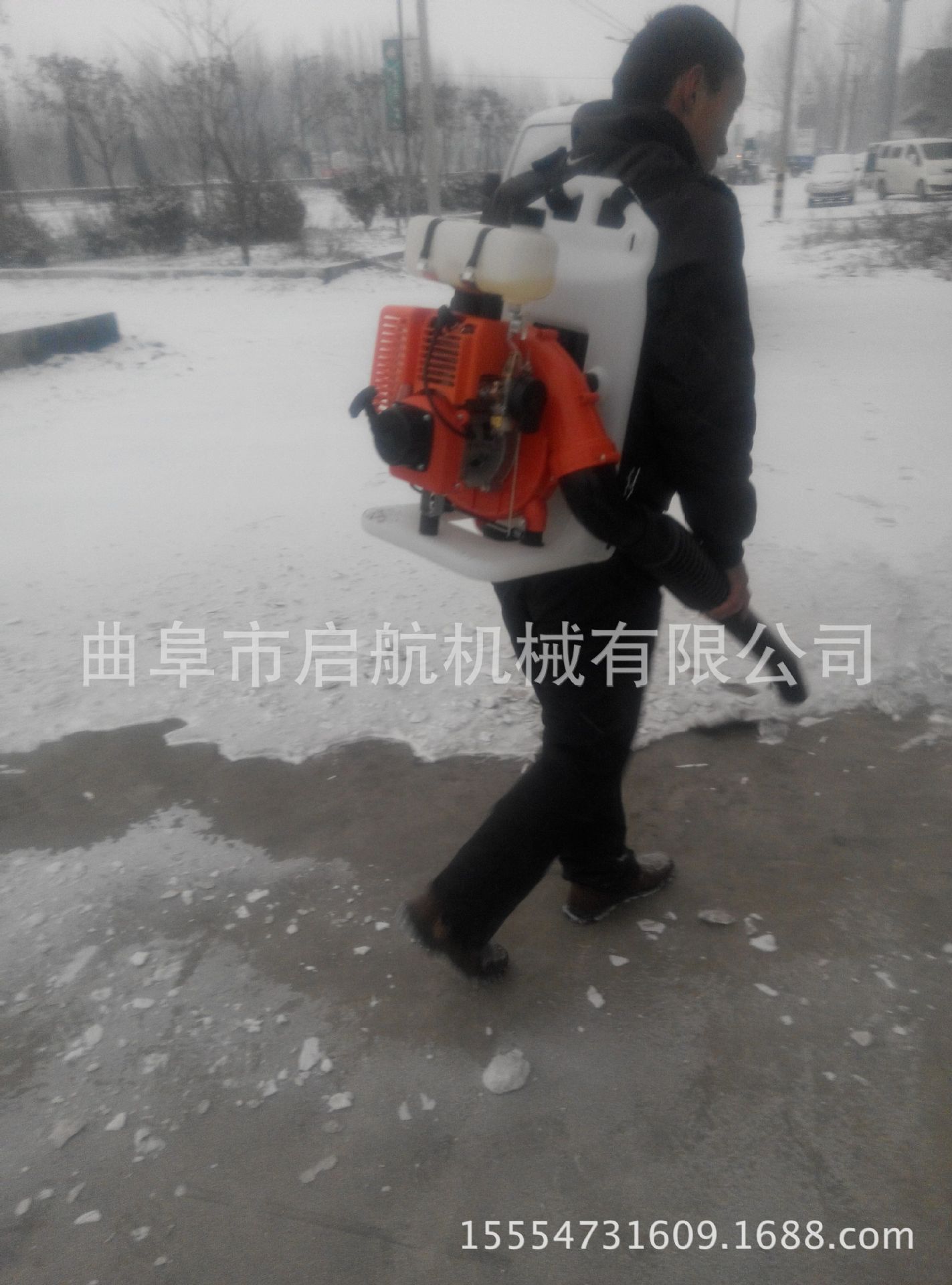 扫雪车图片农业吹雪机 消防用灭火机 扫雪车图片