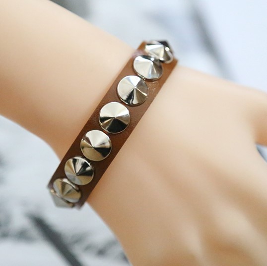 trend bracelet for leisure