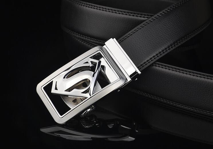 Cinto de pele para homem com fivela automática estilo moda_voghion.com