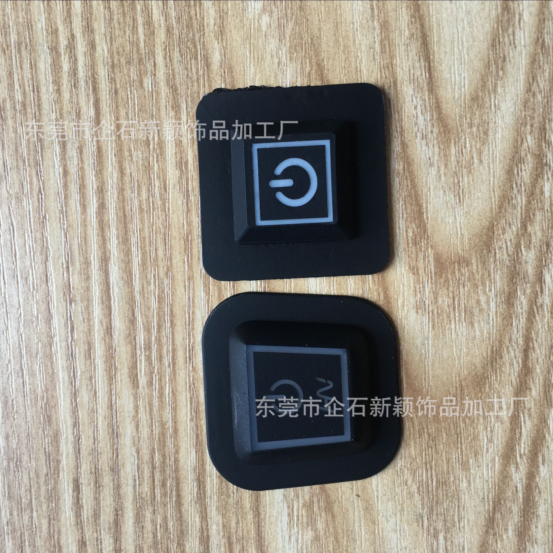 生产厂家供应硅胶按键套电源开关按键