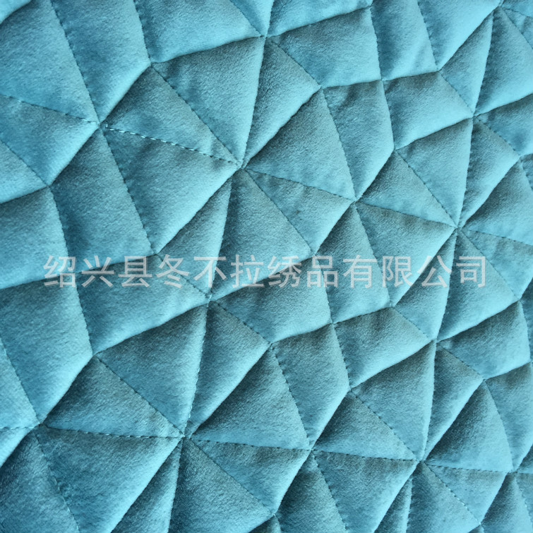 厂家定制 专业绗绣加工 电脑多针车线裥棉 家纺被子