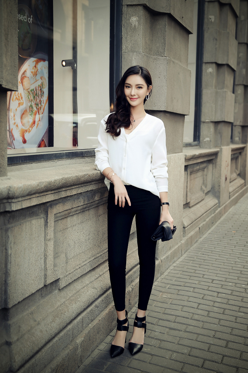 3026201631213394930992700