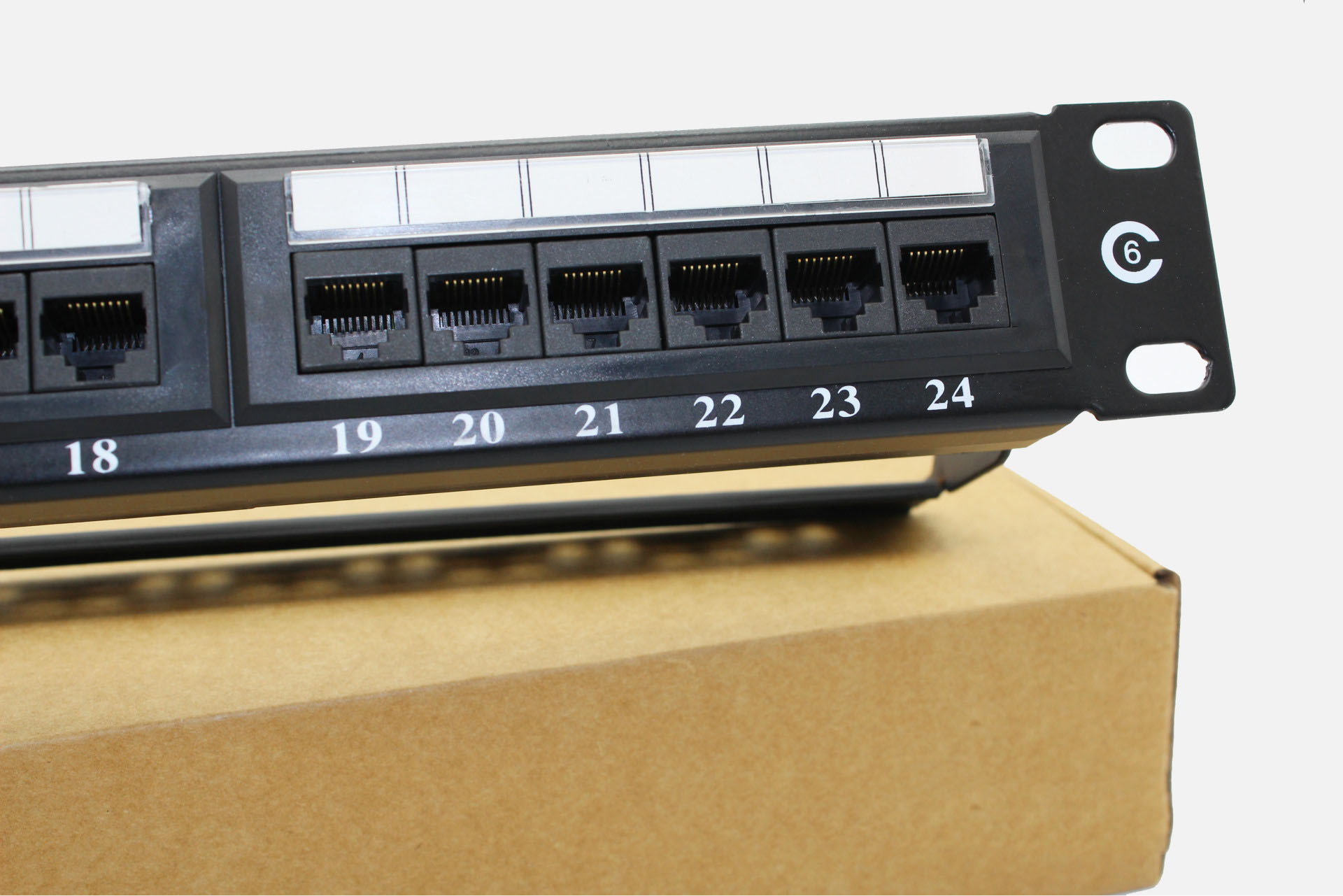 厂家机架式24口六类网络配线架 CAT6高端镀金版配线架-阿里巴巴