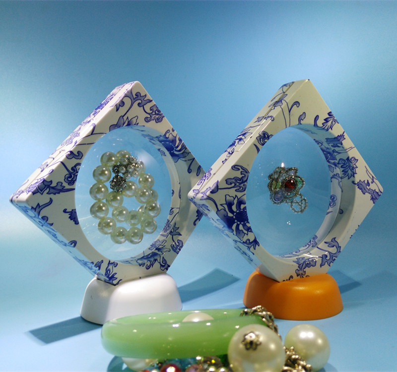 牡丹青花瓷悬浮盒内圆90mm花纹亮光图案PET透明膜展示盒项链盒