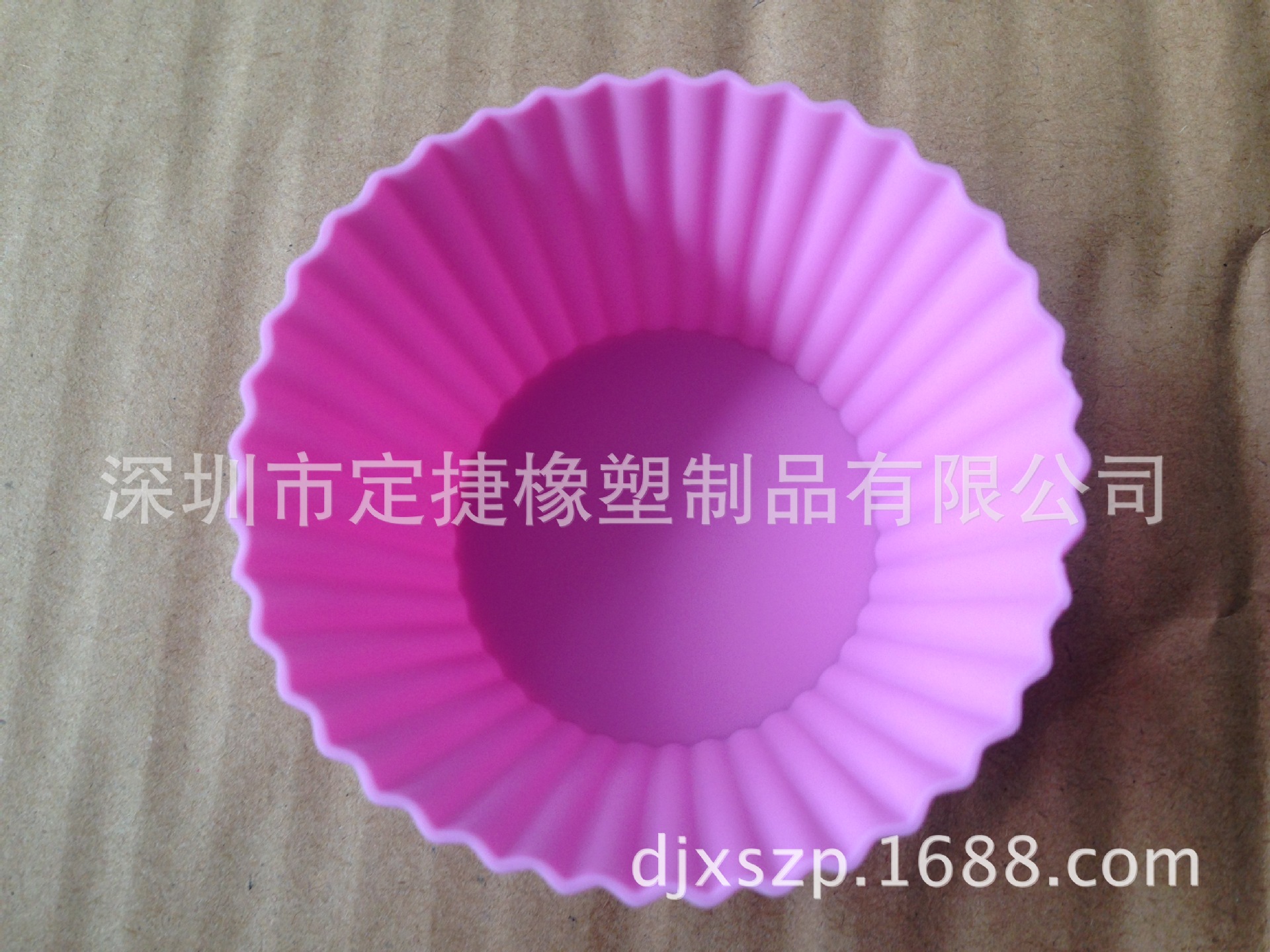 诚信产品 定捷公司硅胶马芬杯蛋糕模 厂家现模供应 欢迎批发