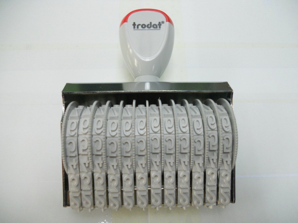 ��Ʒ׿��15912ӡ�� �ָ�9MM 12λ����ӡ�� Trodat �ɵ������� 