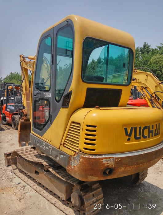 品质保证:供应玉柴35挖掘机价格