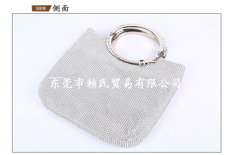 Diamond-encrusted Dinner Bag Large Space Hand-held Rhinestone Bag Evening Banquet Bag Clutch display picture 3