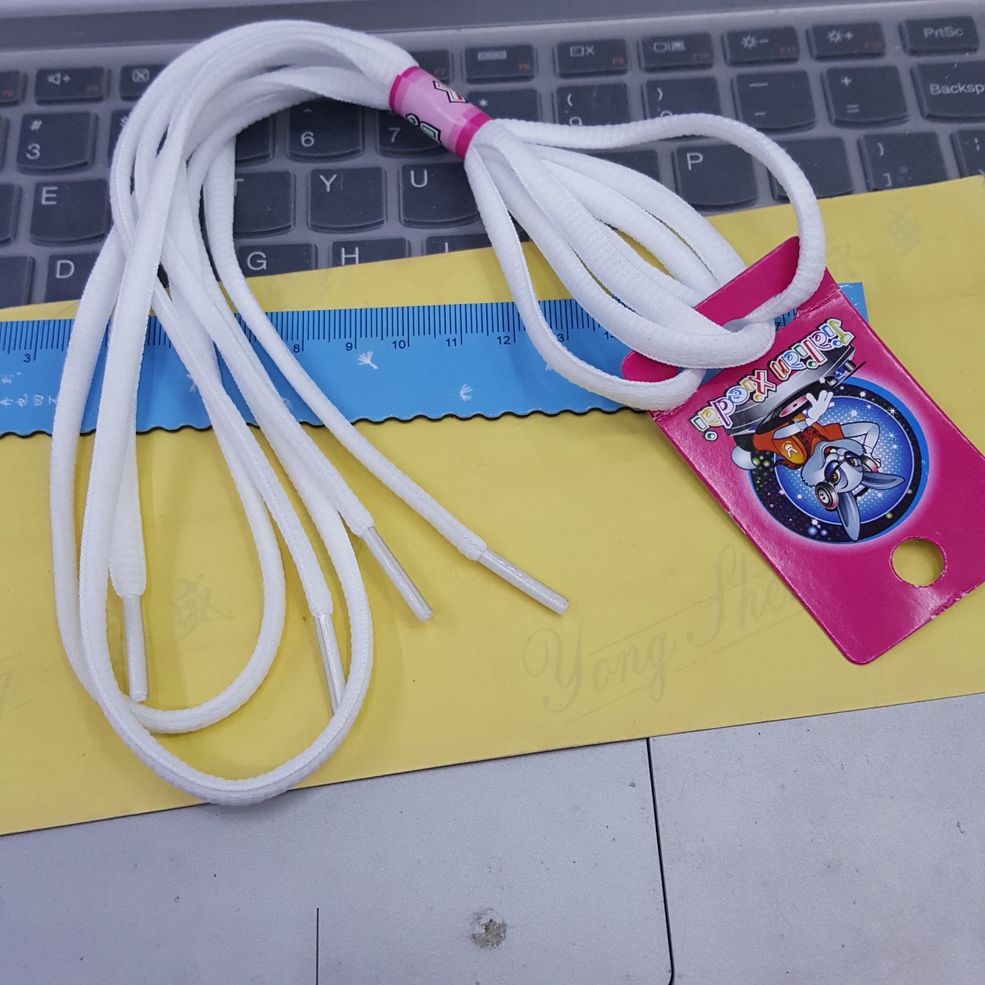 라운드 화이트 * 110x0.8cm