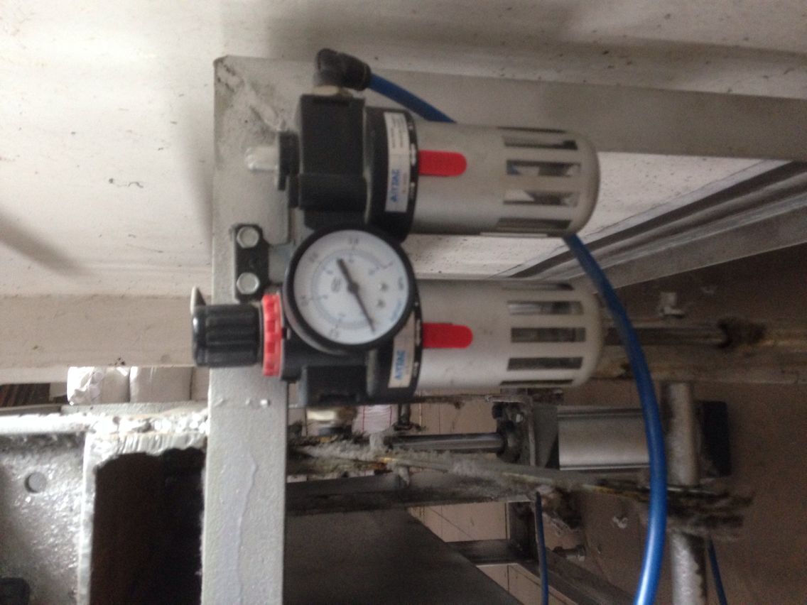 Lazy man Inflator Row Glove press machine Bundling machine Packer Innovative Products