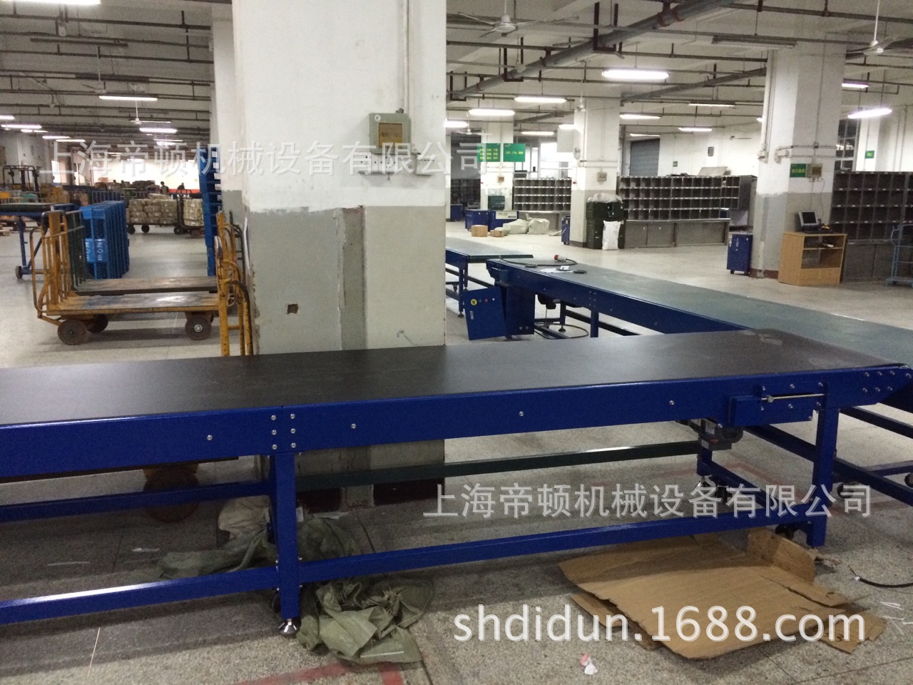 优质供应黑色PVC碳钢刀口皮带输送机 安全美观 运行稳定