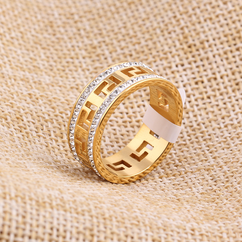 Anello scavato alla moda in stile designer Anello personalizzato con doppia fila di diamanti incastonati di alta qualità per donna_voghion.com