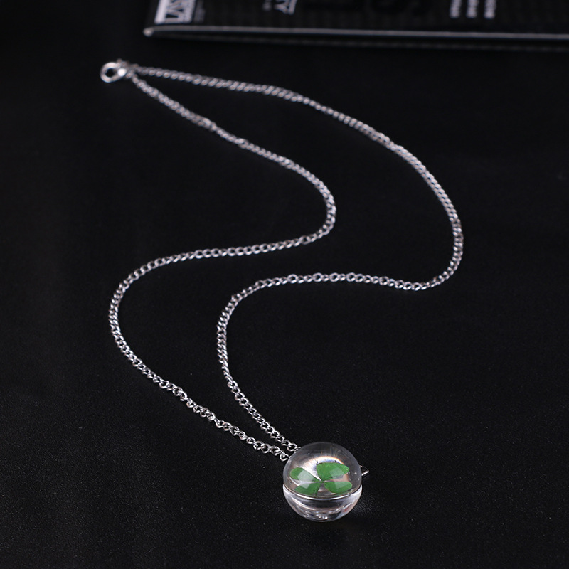 Labret piercing jewelry detail image