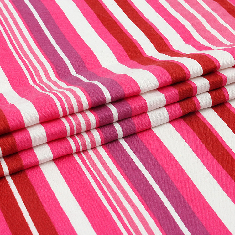 로즈 레드 중간 줄무늬